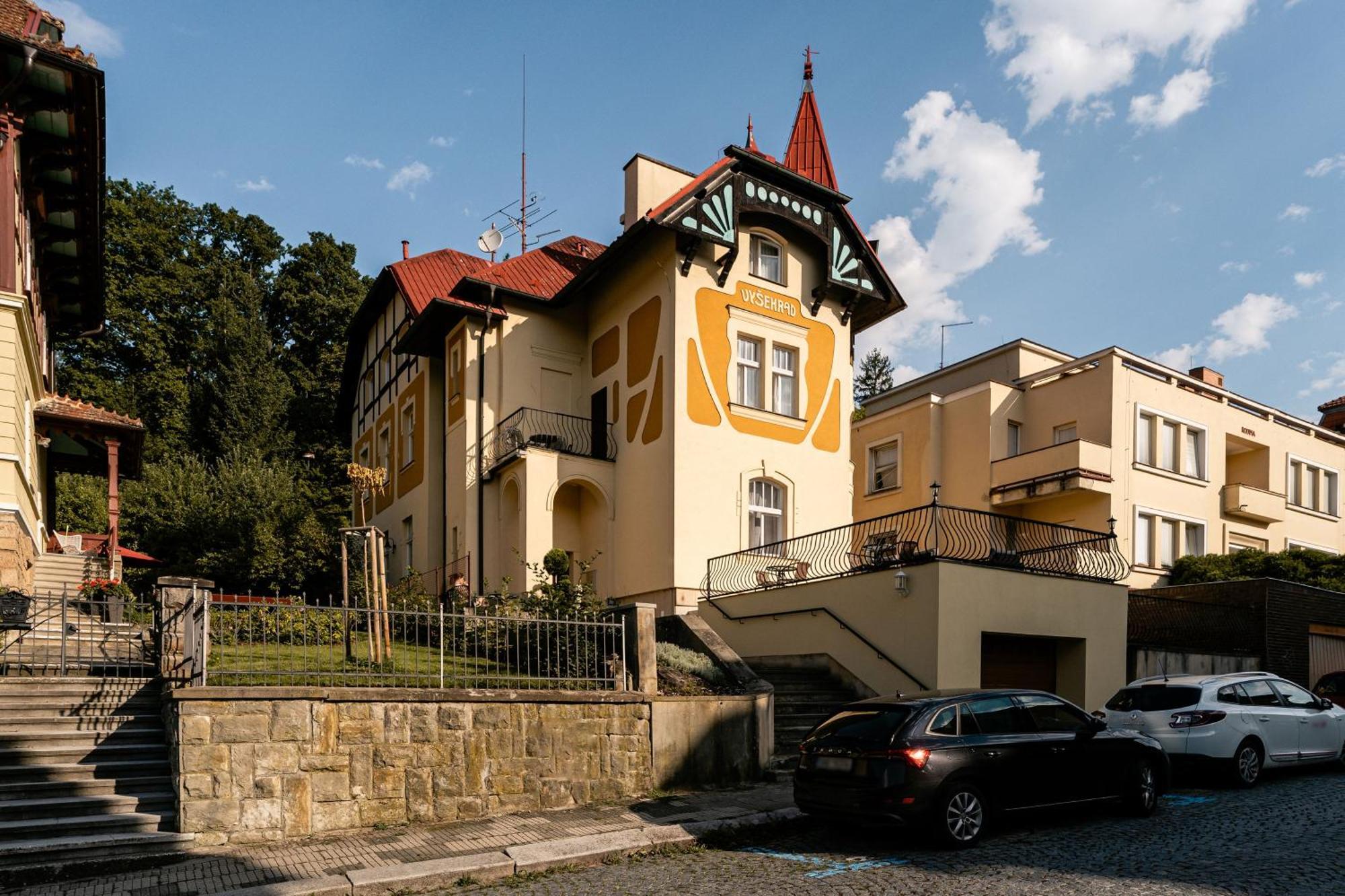 Vila Vysehrad Luhačovice Екстериор снимка